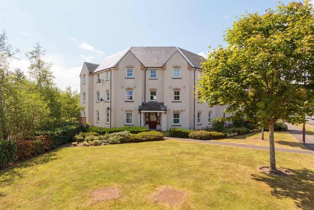 7 Burnbrae Road, Bonnyrigg, EH19 2 bed flat £160,000