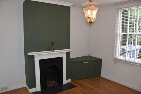 2 bedroom terraced house to rent, Out Northgate, Bury St. Edmunds