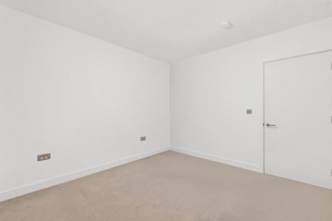 2 bedroom apartment to rent, West Apartments, Ashley Road, London N17