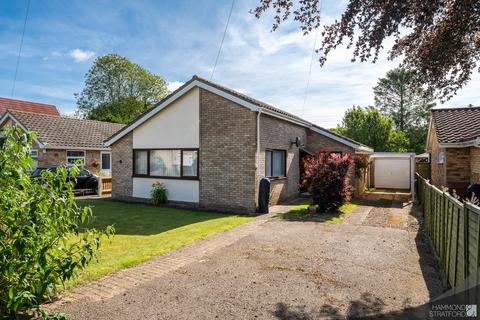 3 Oaklands, Old Buckenham, Attleborough, NR17 1SA