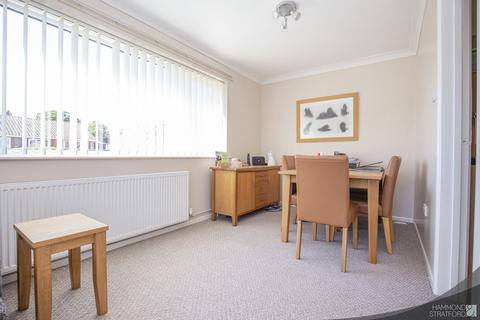 3 Oaklands, Old Buckenham, Attleborough, NR17 1SA