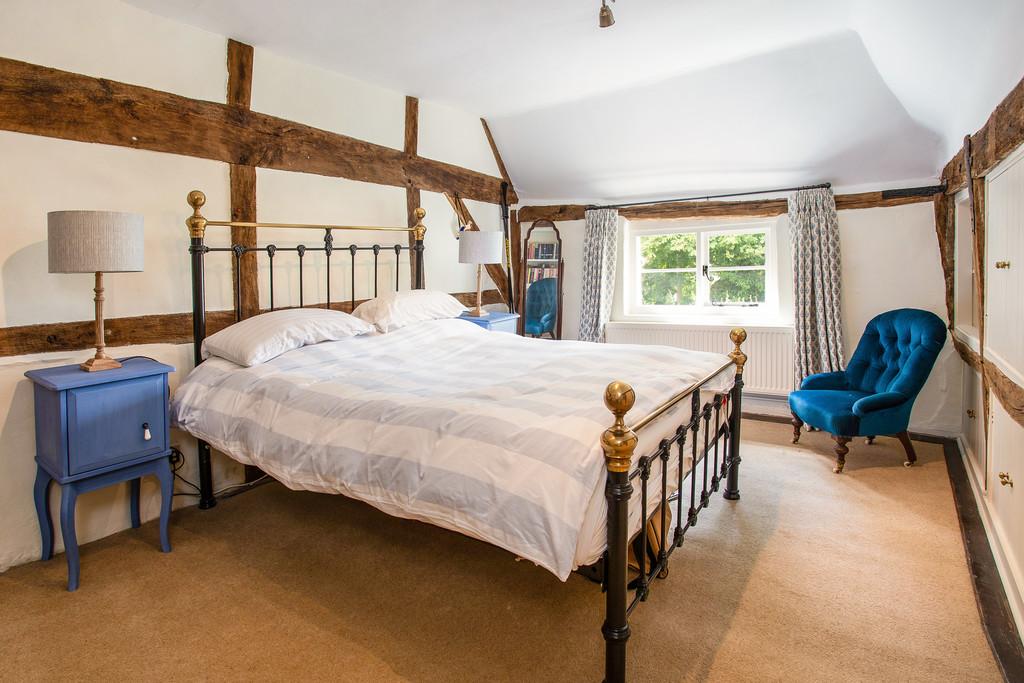 Bed 1