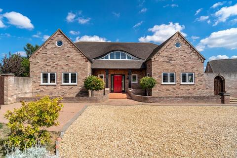 5 bedroom detached house for sale - Wisbech