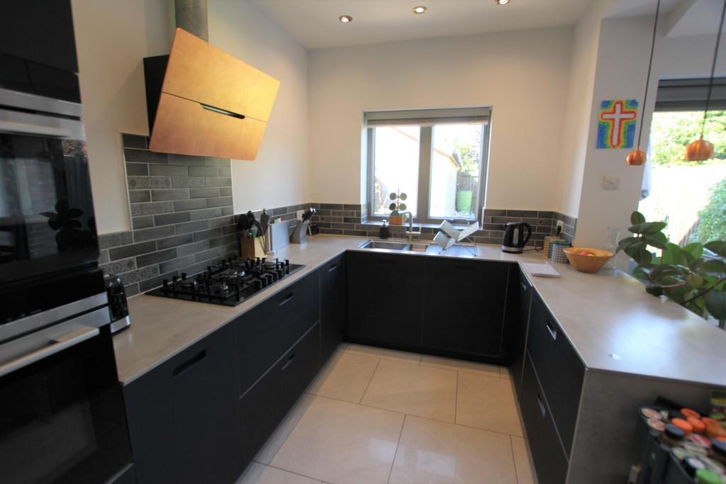 Chester Road, Huntington 5 bed semidetached house £1,600 pcm (£369 pw)