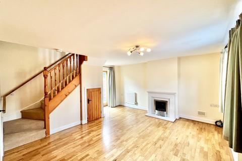 2 bedroom semi-detached house to rent, Oaklands, Collingham