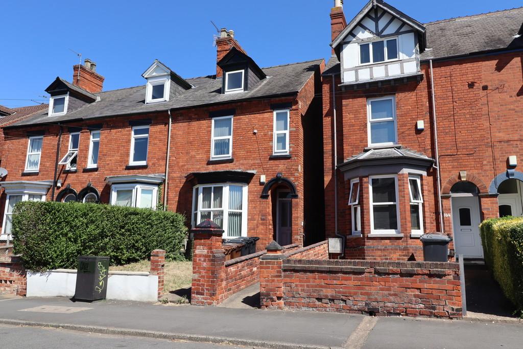 West Parade, Lincoln 6 bed terraced house £320,000