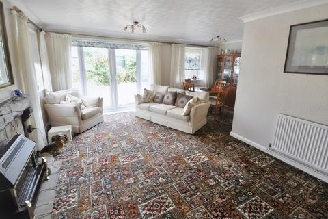 14 Borrowdale Road, Benfleet, SS7 3HD