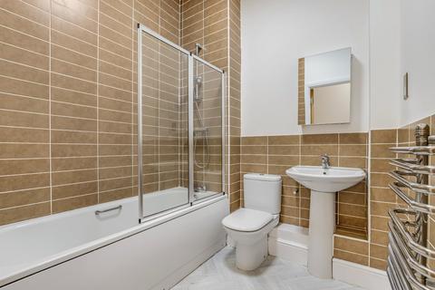 2 bedroom flat for sale, Redding Wood Lane, Steeton, Keighley, West Yorkshire, BD20