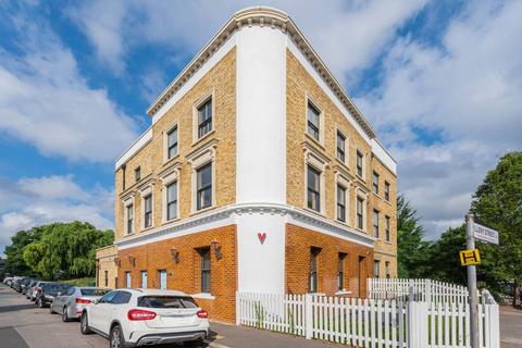 2 bedroom flat to rent - Gordon Road, Peckham, London, SE15