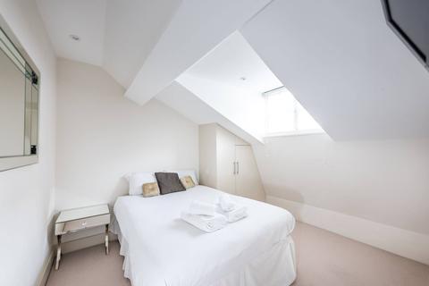 3 bedroom flat to rent - Tachbrook Street, Pimlico, London, SW1V