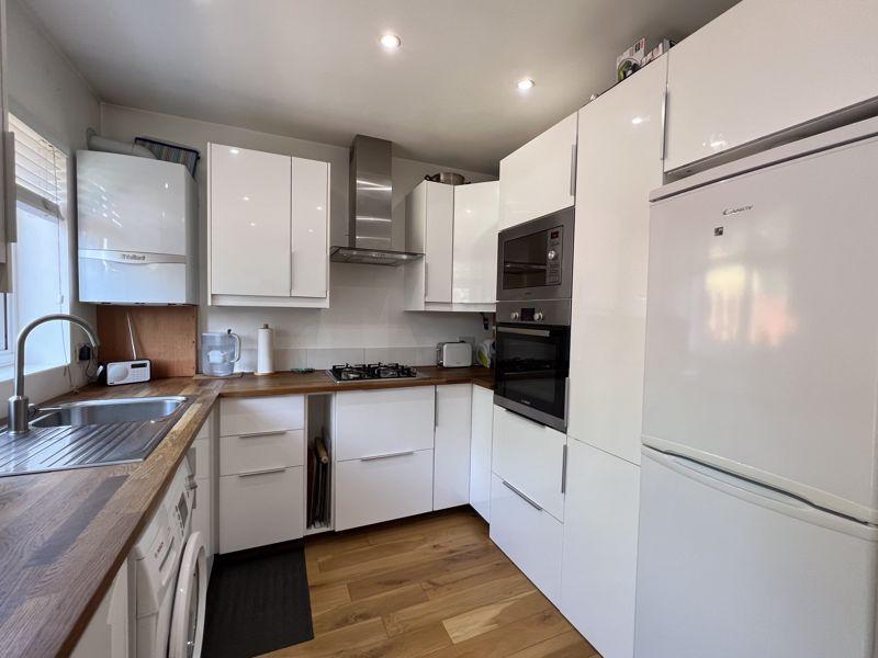 Kitchen 1