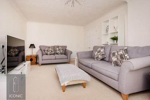 1 Broadgate, Taverham, Norwich, NR8 6GH