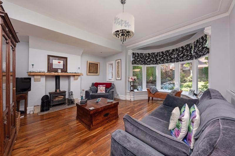 Northumberland Avenue, Gosforth... 5 bed detached house £750,000