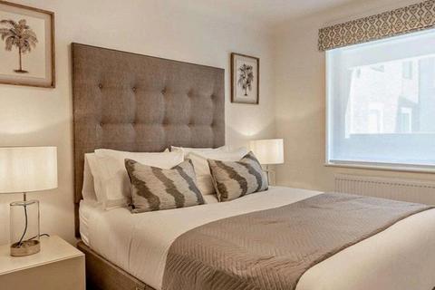 2 bedroom flat to rent, Fulham Road, London