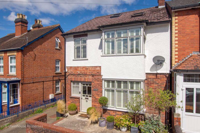 Belle Orchard, Ledbury 4 bed detached house £575,000