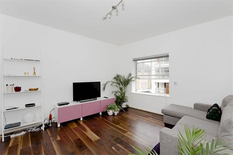 2 bedroom apartment to rent - Old Castle Street, E1