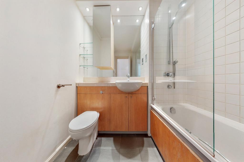 Apartment in London - View 4