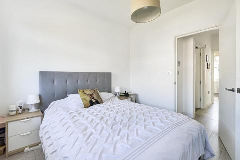 37a Thirsk Road, Mitcham, CR4 2BL