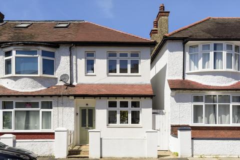 37a Thirsk Road, Mitcham, CR4 2BL