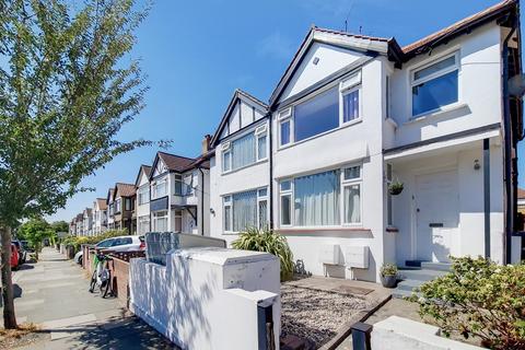 70a Beresford Avenue, London, W7 3AP