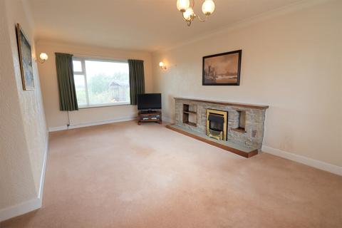 3 bedroom detached house for sale - Quernmore Drive, Kelbrook, BB18