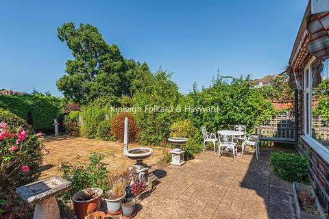 7 Walden Road, Chislehurst, BR7 5DH
