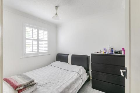 44 Albemarle Park, Beckenham, BR3 5XG