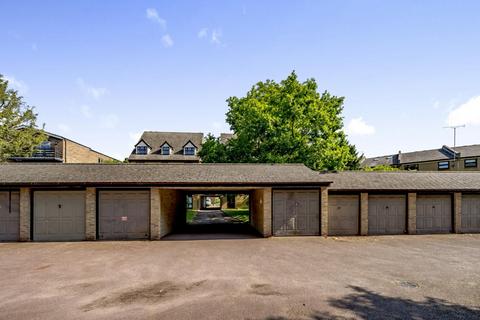 44 Albemarle Park, Beckenham, BR3 5XG