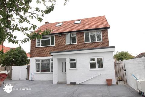 undefined, Hinton Avenue, Hounslow, TW4