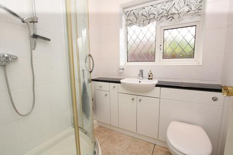 2 bedroom bungalow for sale - Glebeland, Culcheth, Warrington, WA3