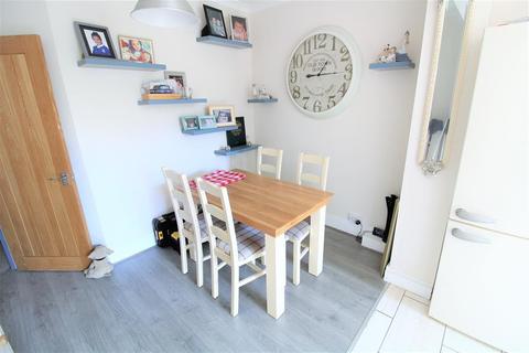 71 Woolwich Road, Bexleyheath, DA7 4HS