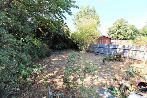 11 Buxton Road, Erith, DA8 3BJ