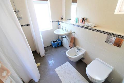 11 Buxton Road, Erith, DA8 3BJ