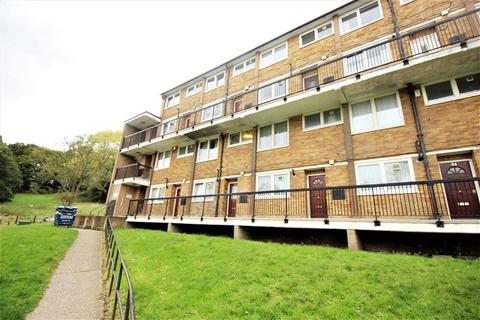 106 Knee Hill Crescent, London, SE2 0YP