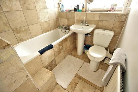 106 Knee Hill Crescent, London, SE2 0YP