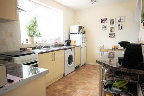 24 Luffield Road, London, SE2 9JL