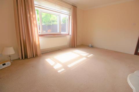 12 Chalcombe Road, London, SE2 9QS