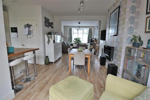 49 Bendmore Avenue, London, SE2 0EY