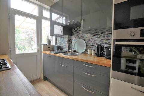 49 Bendmore Avenue, London, SE2 0EY