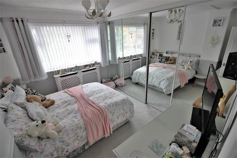 165 Harrow Manorway, London, SE2 9XJ