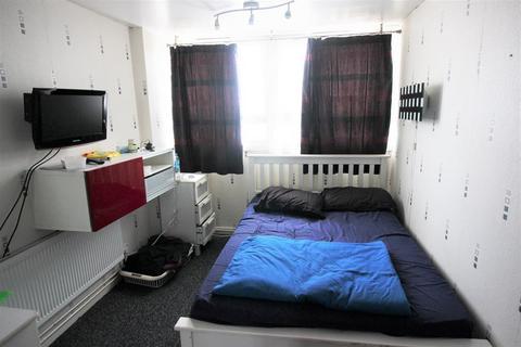 19 Draper Close, Belvedere, DA17 5BY