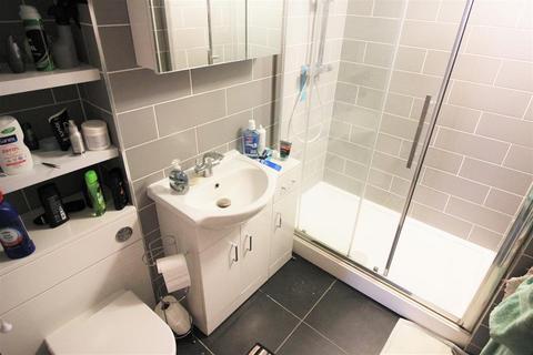 19 Draper Close, Belvedere, DA17 5BY