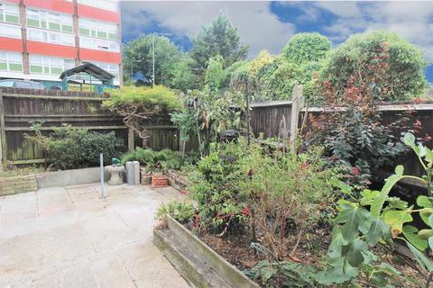 19 Draper Close, Belvedere, DA17 5BY