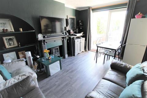 13 Farm Place, Crayford, Dartford, DA1 4LU