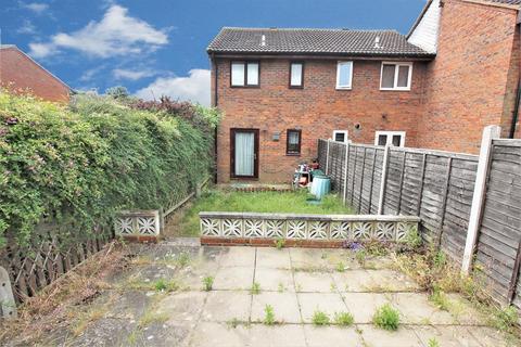 41 Surlingham Close, London, SE28 8NE