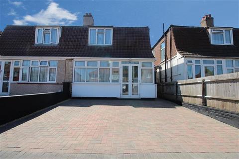 18 Blithdale Road, London, SE2 9HJ