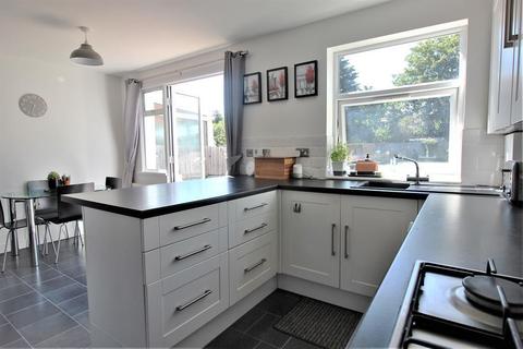 18 Blithdale Road, London, SE2 9HJ