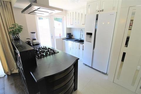 312 Upper Wickham Lane, Welling, DA16 3ER