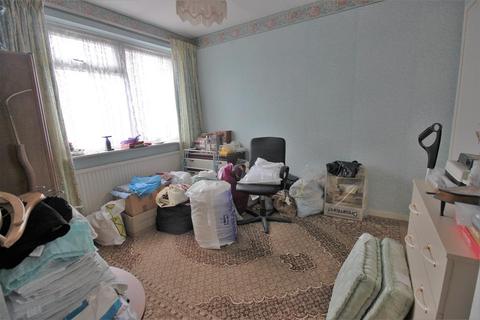 5 Sedgemere Road, London, SE2 9SW