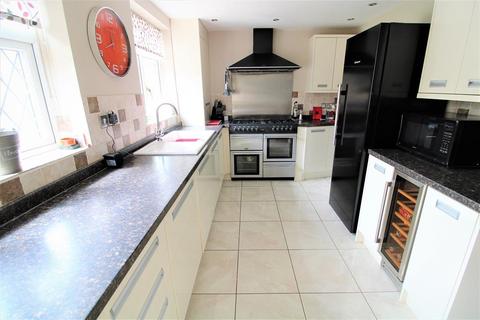 73 Cranbrook Road, Bexleyheath, DA7 5EZ